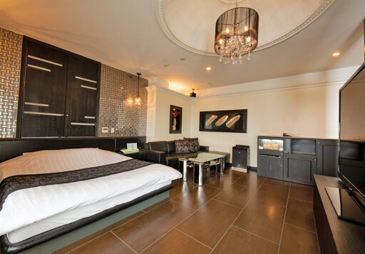 シエル東静岡店 401号室